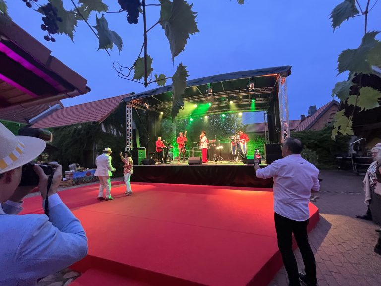 Bühnenbau BlueVision Dessau Rosslau Leistung 21